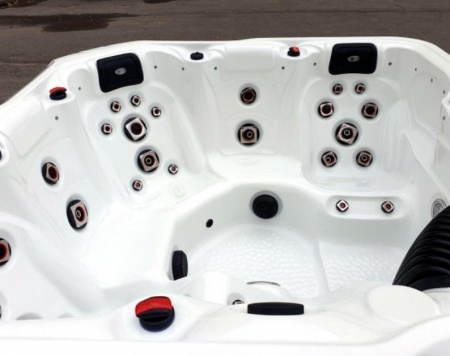 Гидромассажный спа-бассейн JNJ Spas Power